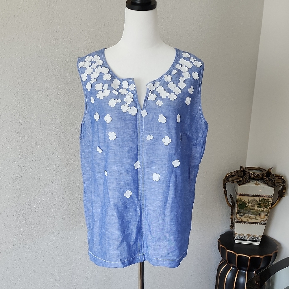 Liz Claiborne Blue Sleeveless Top with Floral Embroidery